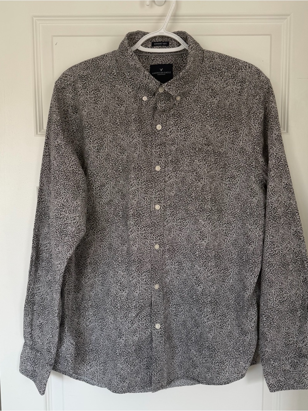 American Eagle Black & White Micro Dot Button-Up Shirt